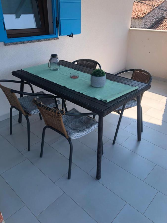 Apartman Lina 우마그 외부 사진